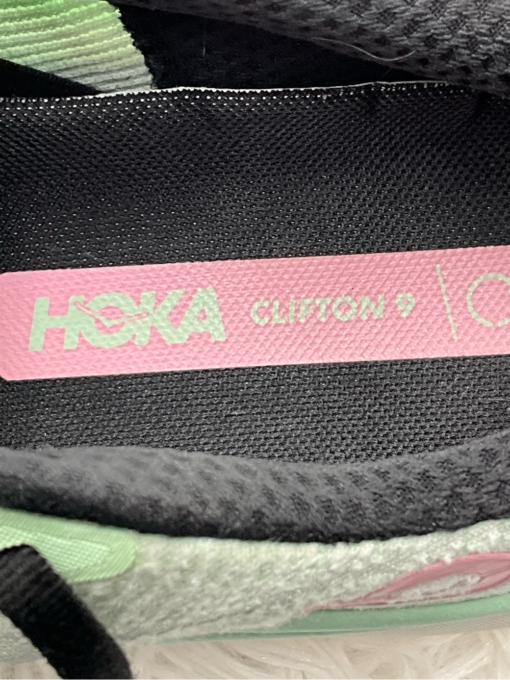 Hoka Clifton 9 Sneakers Size 8 B Mint and Pink Athletic Running Shoes - Picture 2 of 7